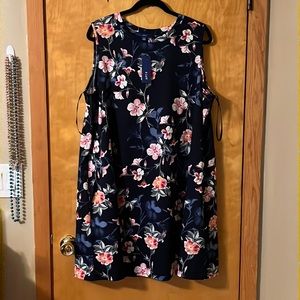 Summer dress with pockets